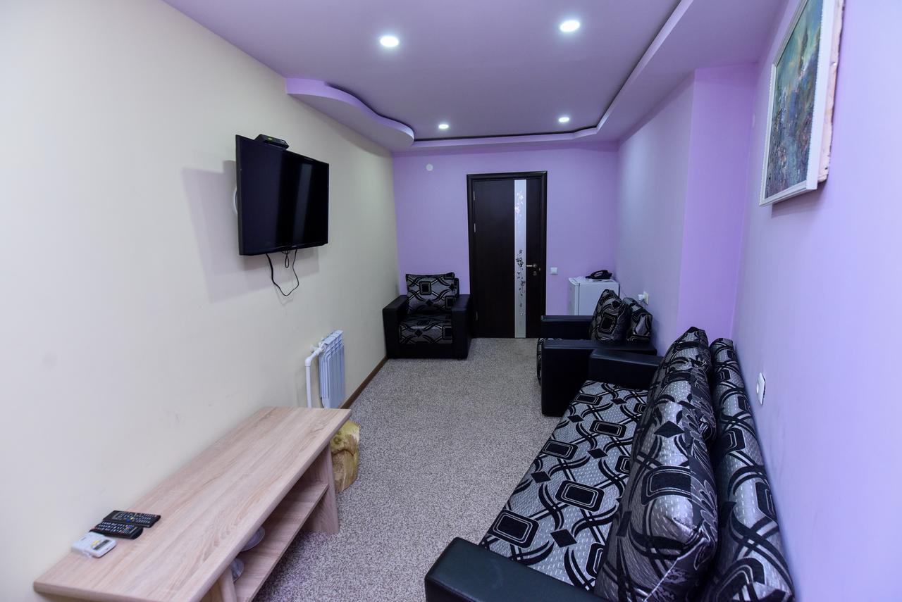 Gayane Hotel อาลาแวร์ดิ ภายนอก รูปภาพ