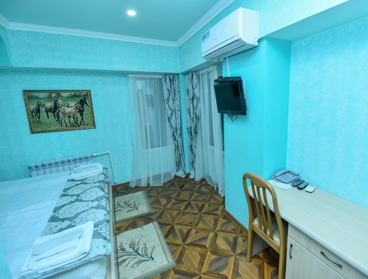 Gayane Hotel อาลาแวร์ดิ ภายนอก รูปภาพ